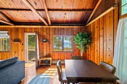 6048 Lakeshore - Image 5