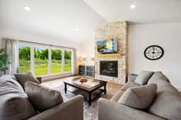 Orchard View Retreat - Image 2