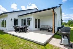 Orchard View Retreat - Image 4