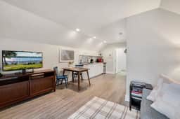 Egg Harbor Hideaway - Image 3