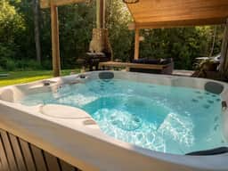Door County Cottage Retreat of Egg Harbo - Image 3