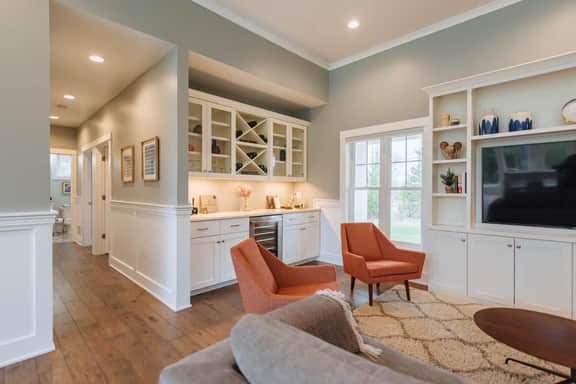 Modern Craftsman Home and Hideaway - Image 4
