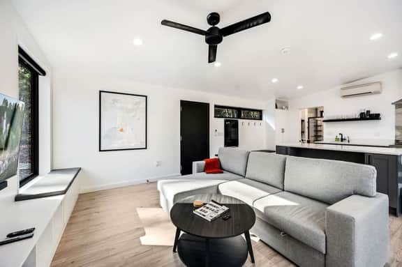 Spring Lane - Image 5