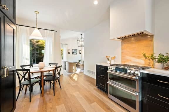 The White Pine Carriage House | Sister Bay Escape - Image 4